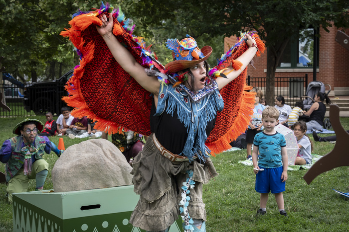 Photos: THE LIZARD Y EL SOL Now In Chicago Parks Through August 11 Image