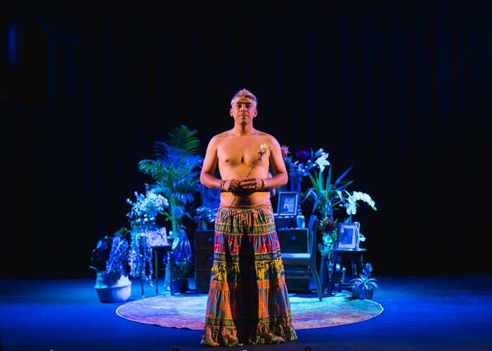 Photos: First Look At Luíz Soria In NI MI MADRE At Edinburgh Fringe  Image