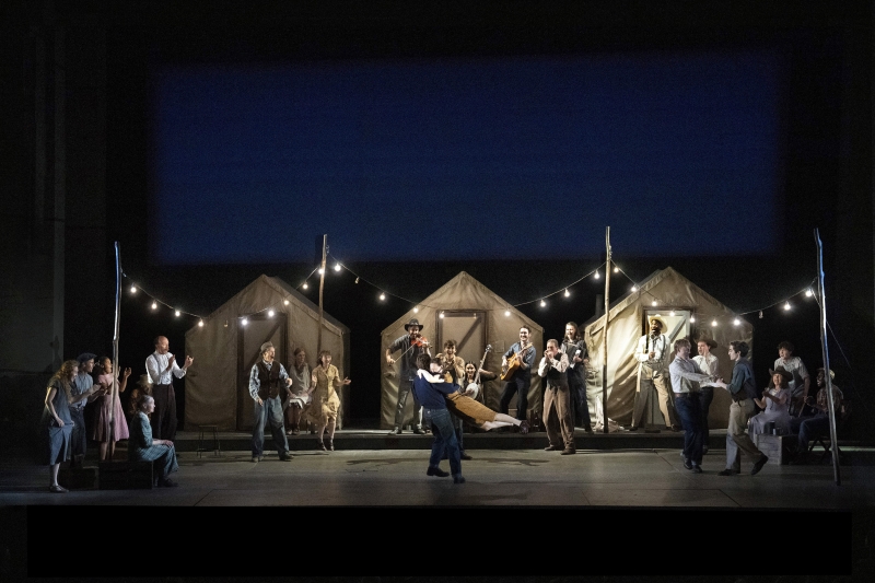 Review: THE GRAPES OF WRATH, National Theatre Image
