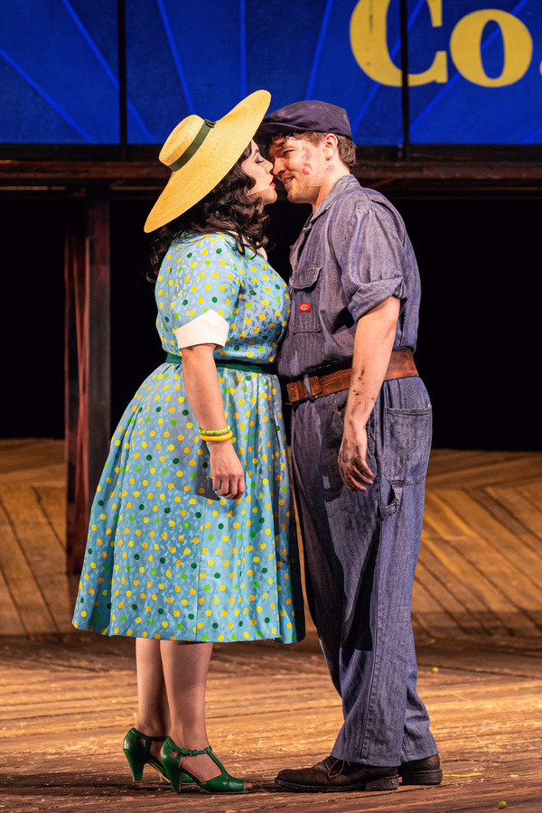 Photos: The Santa Fe Opera Presents THE ELIXIR OF LOVE  Image