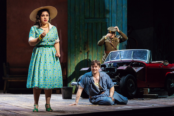 Photos: The Santa Fe Opera Presents THE ELIXIR OF LOVE  Image