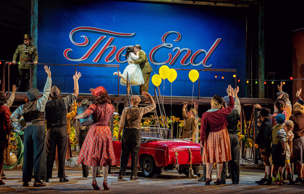 Photos: The Santa Fe Opera Presents THE ELIXIR OF LOVE  Image