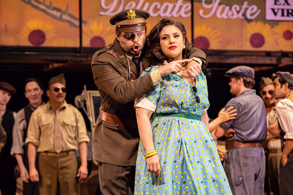 Photos: The Santa Fe Opera Presents THE ELIXIR OF LOVE  Image