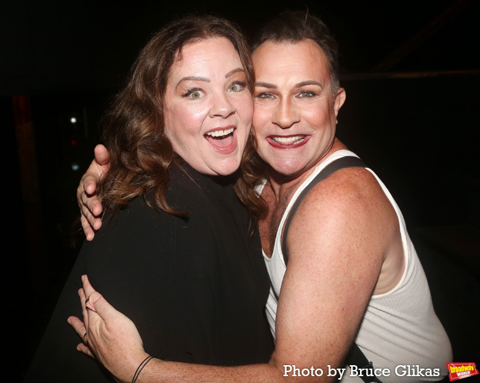 Photos: Melissa McCarthy Visits Ariana Madix at CHICAGO on Broadway  Image