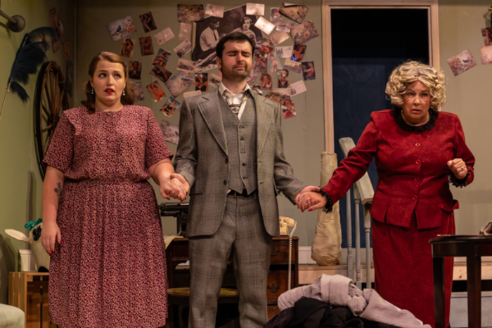 Photos: First look at Little Theatre Off Broadway's MOON OVER BUFFALO  Image