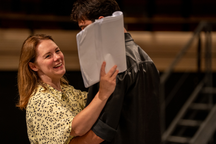 Photos: Gina Beck and Michael Simkins in Rehearsal For GUYS & DOLLS  Image