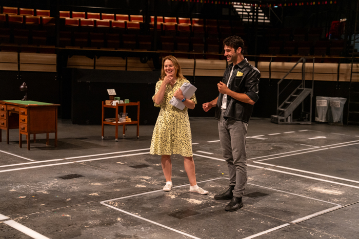 Photos: Gina Beck and Michael Simkins in Rehearsal For GUYS & DOLLS Image