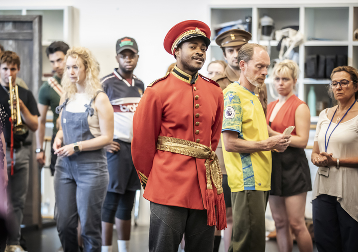 Photos: WAR HORSE UK and Ireland Tour in Rehearsal Image
