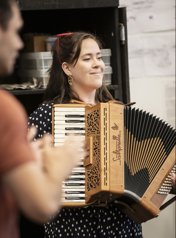 Photos: WAR HORSE UK and Ireland Tour in Rehearsal Image