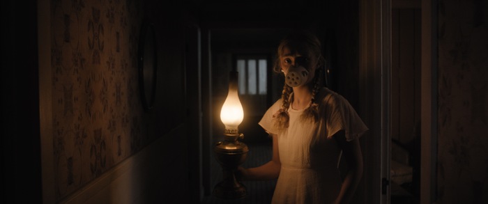 Photos: First Look at Sarah Paulson in Upcoming Thriller HOLD YOUR BREATH  Image