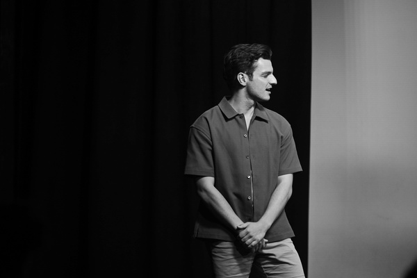 Photos: Roger Q. Mason's THE PINK At Caveat Image