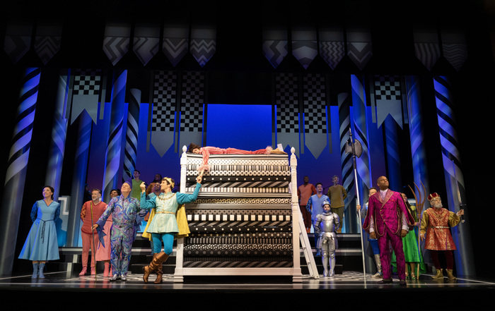 Photos: Sutton Foster & More in ONCE UPON A MATTRESS  Image