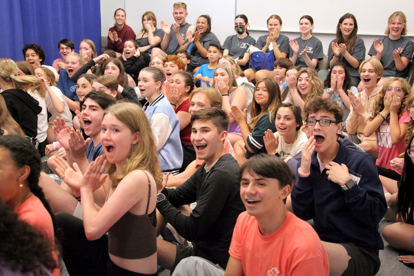 Photos: THE GREAT GATSBY Star Eva Noblezada Stops By NYC's Broadway Artists Alliance  Image