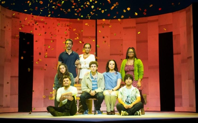 Broadway Phenomenon DEAR EVAN HANSEN (Querido Evan Hansen) Opens in São Paulo, Addressing Serious Issues With Consciense, Sensibility and a Nice Score  Image