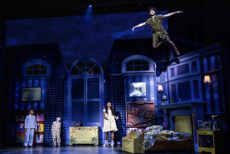 Interview: PETER PAN's Youngest Cast Members On Tour Life and Broadway Dreams  Image