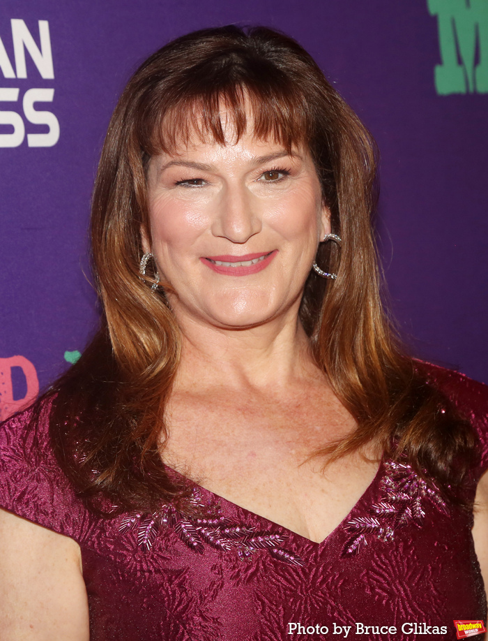 Photos: ONCE UPON A MATTRESS Stars Hit The Pink Carpet on Opening Night Image