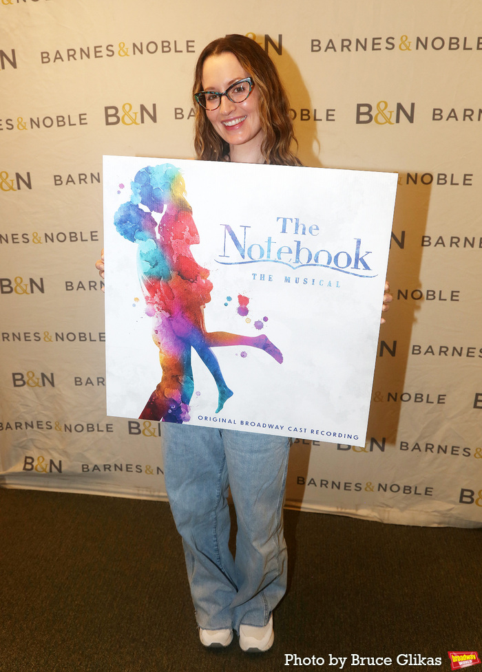 Photos: THE NOTEBOOK Cast at Barnes & Noble CD Signing Event Image
