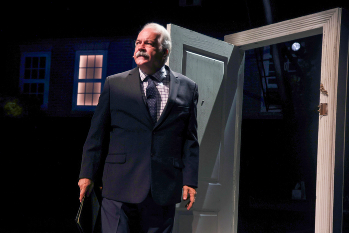 Photos: First Look At TOOTSIE At North Shore Music Theatre  Image