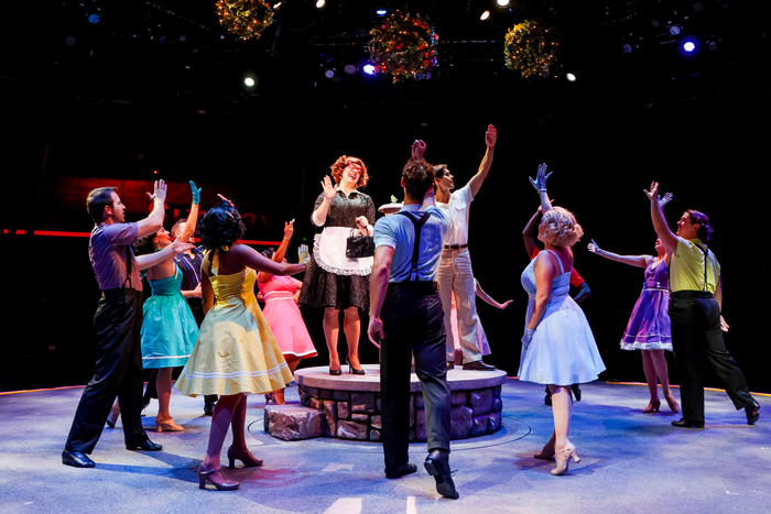 Photos: First Look At TOOTSIE At North Shore Music Theatre  Image