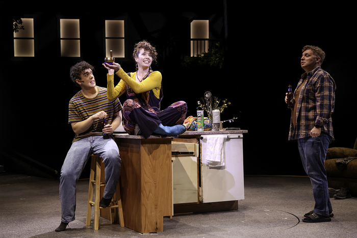 Photos: First Look At TOOTSIE At North Shore Music Theatre Image