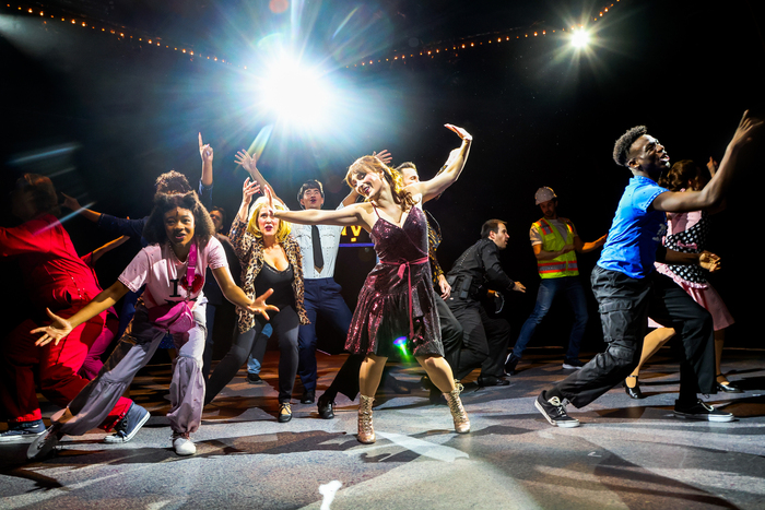 Photos: First Look At TOOTSIE At North Shore Music Theatre Image