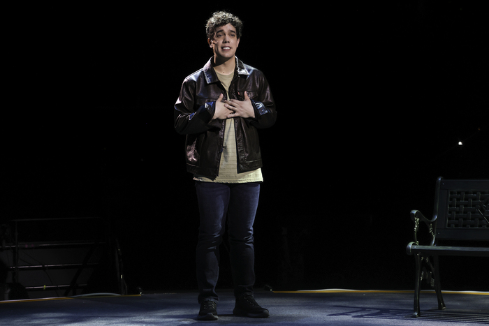 Photos: First Look At TOOTSIE At North Shore Music Theatre Image
