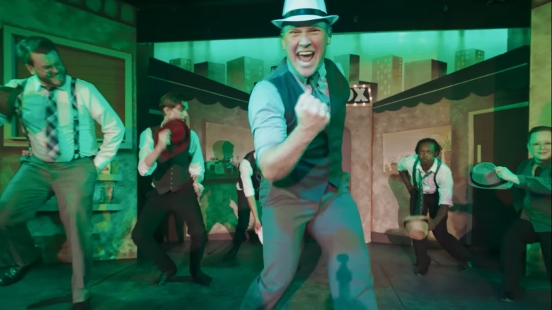 Review: GUYS AND DOLLS at Red Curtain Theatre  Image