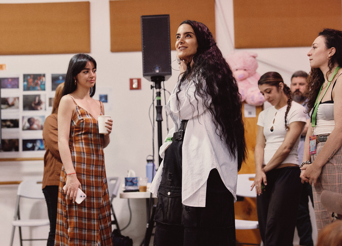 Photos: Rachel Zegler, Kit Connor & More in ROMEO + JULIET Rehearsals Image