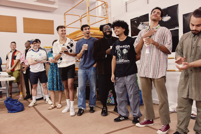 Photos: Rachel Zegler, Kit Connor & More in ROMEO + JULIET Rehearsals Image