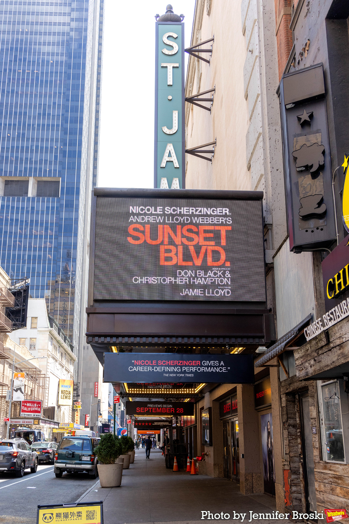 Up on the Marquee: SUNSET BLVD. Image