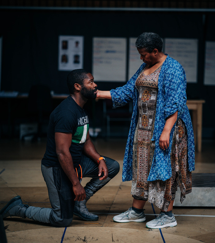 Photos: CORIOLANUS in Rehearsals at the National Theatre  Image