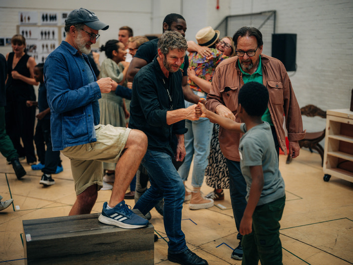 Photos: CORIOLANUS in Rehearsals at the National Theatre  Image