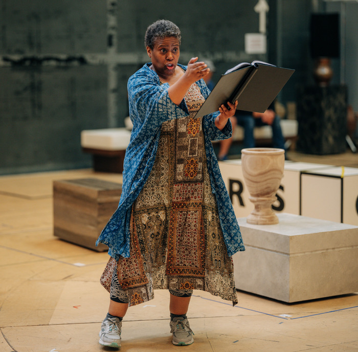 Photos: CORIOLANUS in Rehearsals at the National Theatre  Image