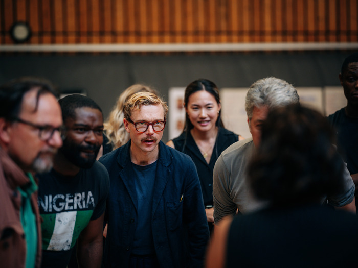 Photos: CORIOLANUS in Rehearsals at the National Theatre Image