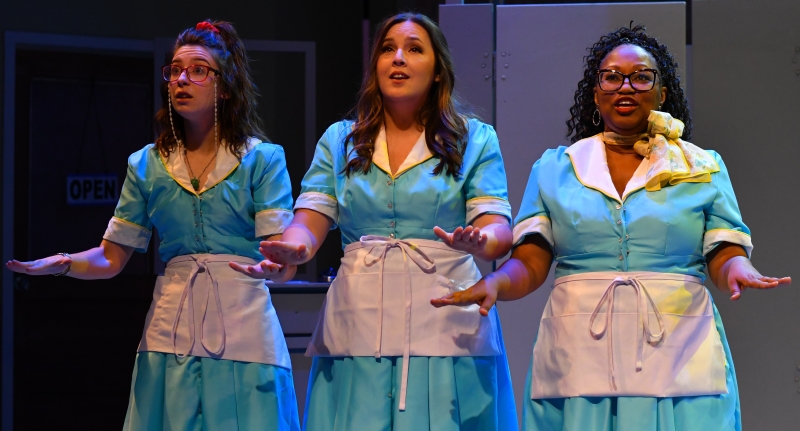 Review: WAITRESS at Playhouse On The Square  Image