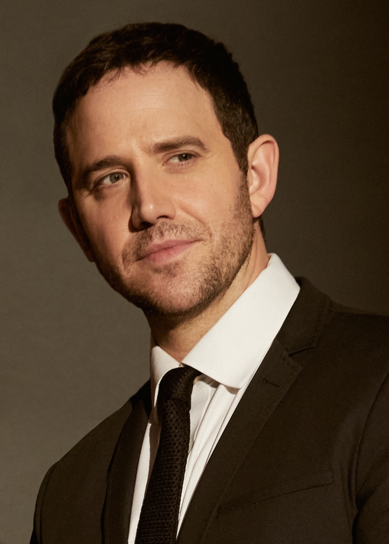 Interview: Santino Fontana Lets the Audience Pick the Setlist at 54 Below  Image