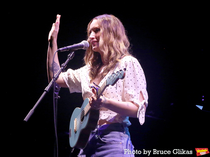Photos: Ingrid Michaelson Performs Songs from New Album at THE NOTEBOOK Image