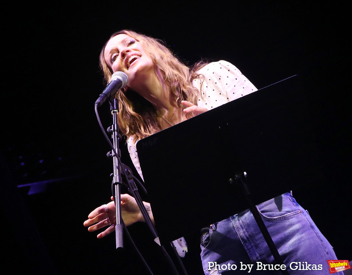 Photos: Ingrid Michaelson Performs Songs from New Album at THE NOTEBOOK Image