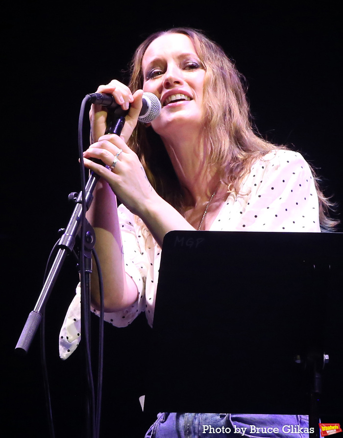 Photos: Ingrid Michaelson Performs Songs from New Album at THE NOTEBOOK Image