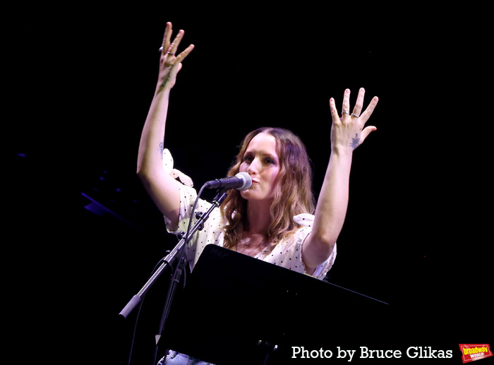 Photos: Ingrid Michaelson Performs Songs from New Album at THE NOTEBOOK Image