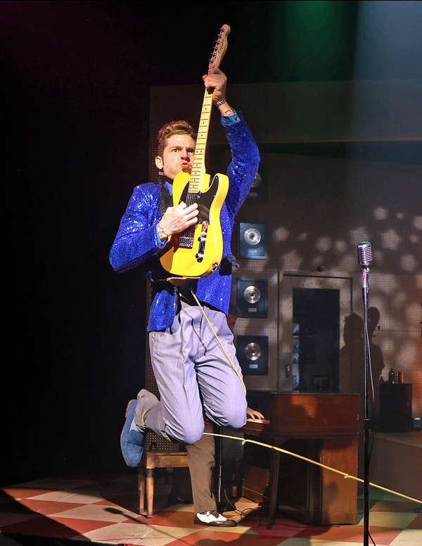 Photos: MILLION DOLLAR QUARTET At Beef & Boards Image