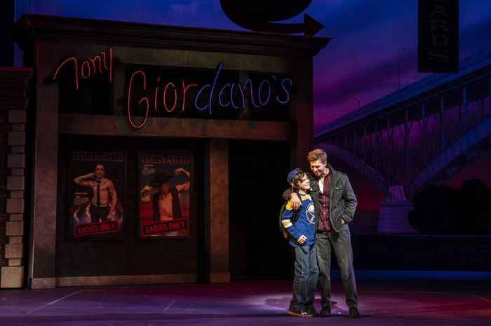 Photos: THE FULL MONTY at Paramount Theatre Image
