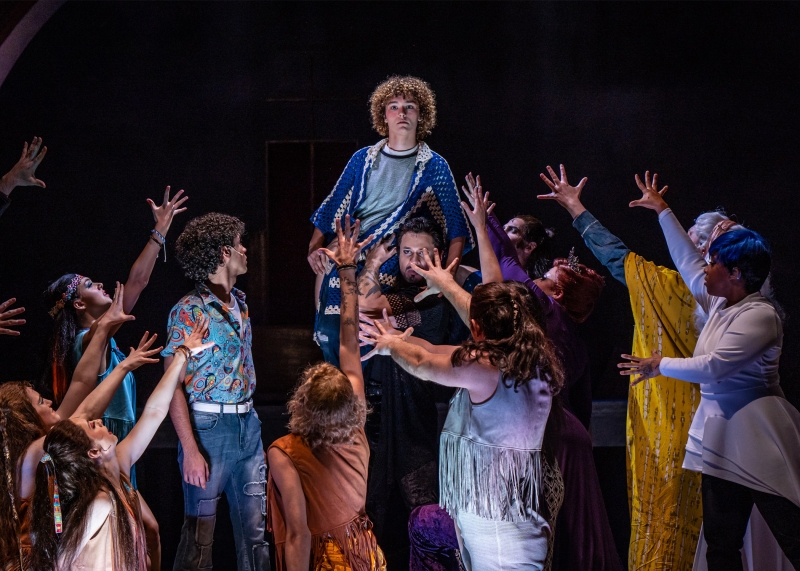 Review: PIPPIN at Garden Theatre Image