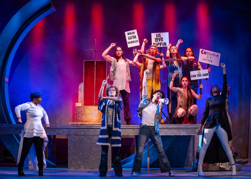 Review: PIPPIN at Garden Theatre  Image