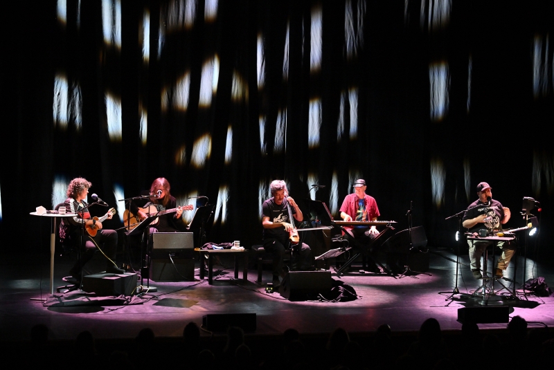 Review: THE MAGNETIC FIELDS: 69 LOVE SONGS, Barbican Hall  Image