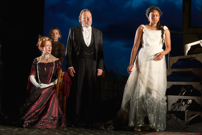 Photos: AN INSPECTOR CALLS is Now on UK Tour  Image