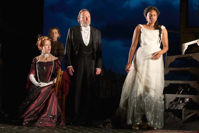 Photos: AN INSPECTOR CALLS is Now on UK Tour Image