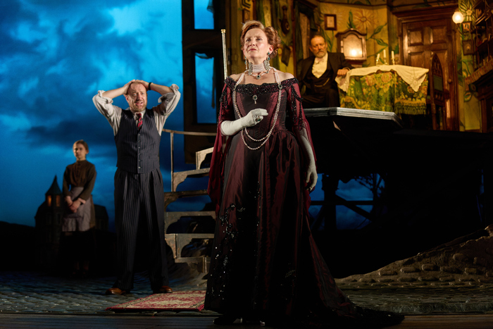 Photos: AN INSPECTOR CALLS is Now on UK Tour  Image