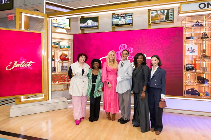 Photos: & JULIET Celebrates 750 Performances On Broadway Image