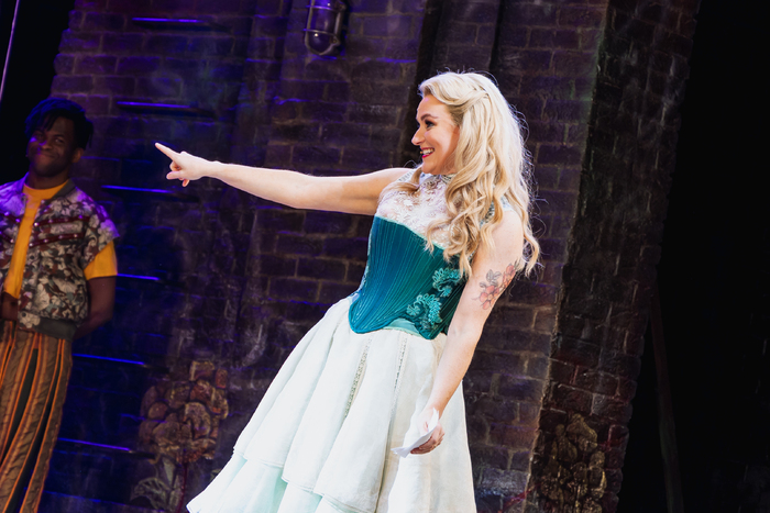 Photos: & JULIET Celebrates 750 Performances On Broadway Image